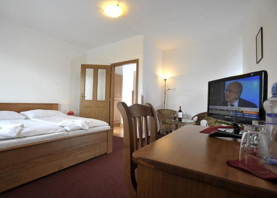 Pension U Vsech Certu Jicin Quarto foto