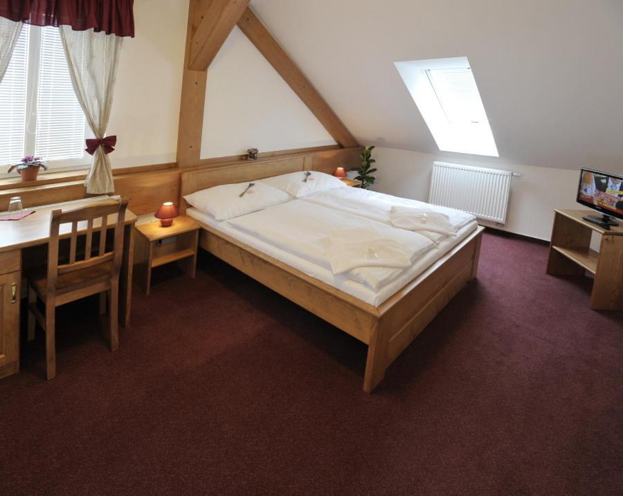 Pension U Vsech Certu Jicin Quarto foto