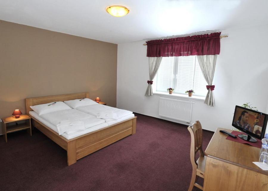 Pension U Vsech Certu Jicin Quarto foto
