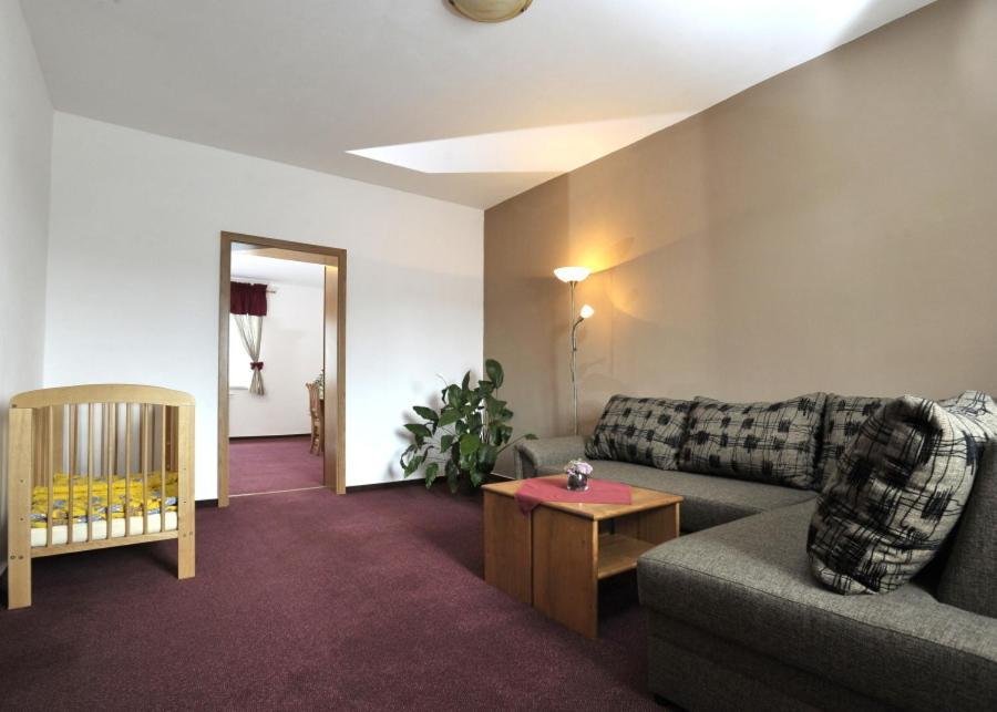 Pension U Vsech Certu Jicin Quarto foto