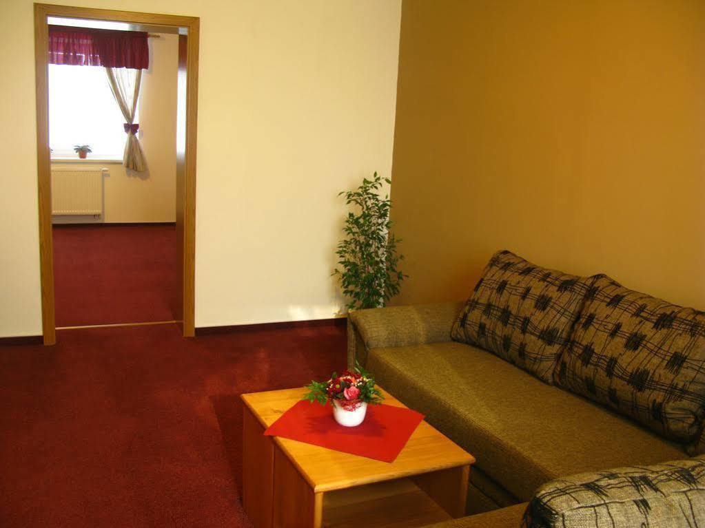 Pension U Vsech Certu Jicin Exterior foto